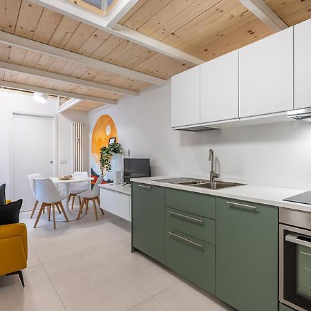 Madamin 9 - Contemporary Suite In A Prestigious Building Turin Exterior photo